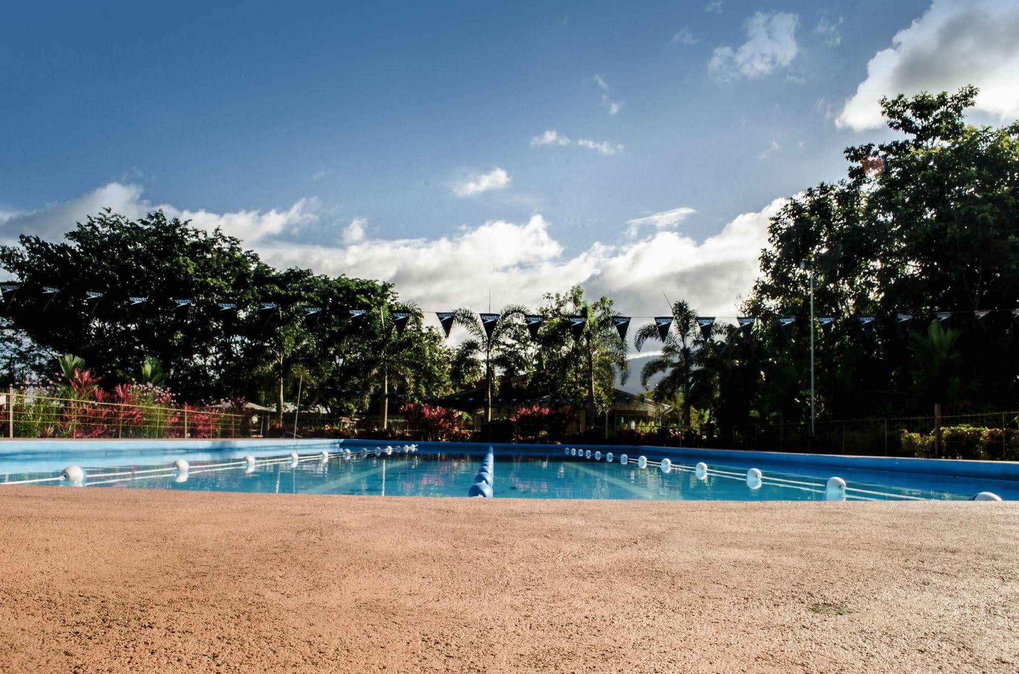 Hotel Colores Del Arenal La Fortuna Exterior photo